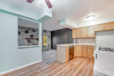 9472 Terry St, Romulus, MI 48174 photo 14
