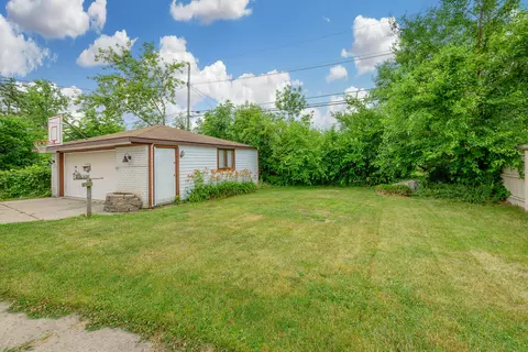 9472 Terry St, Romulus, MI 48174 photo 23