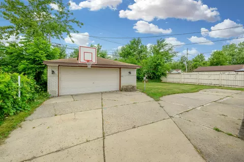 9472 Terry St, Romulus, MI 48174 photo 22