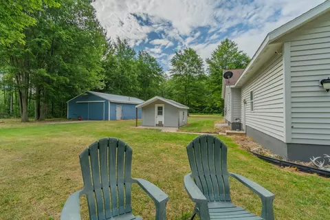 5285 Heights Ravenna Rd, Fruitport, MI 49415