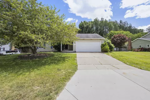 6910 Adaridge Dr SE, Ada, MI 49301 photo 5