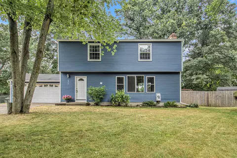 4570 Westnedge Ave NW, Comstock Park, MI 49321