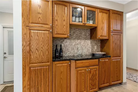 5865 Patterson Dr, Troy, MI 48085 photo 21