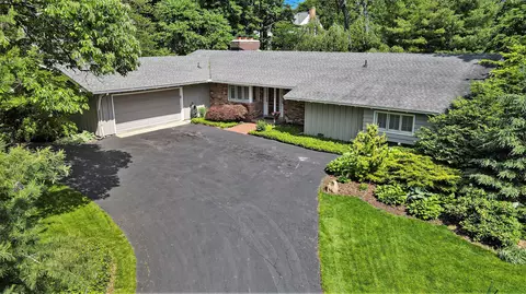 2624 Bedford Rd, Ann Arbor, MI 48104