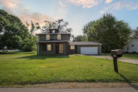 3125 Fairview Dr, Jackson, MI 49203
