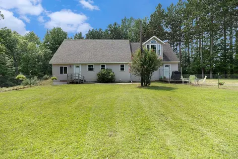 2985 W Jefferson Rd, Pentwater, MI 49449