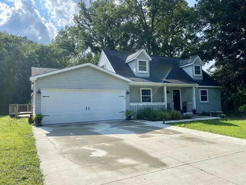 3580 Rohr Rd, Lake Orion, MI 48359