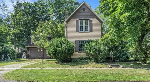 434 E Main St, Vernon, MI 48476