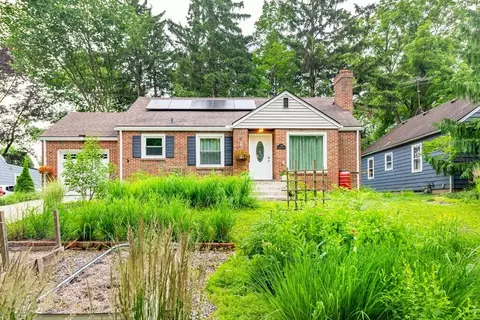 720 Cambridge St, Ypsilanti, MI 48197