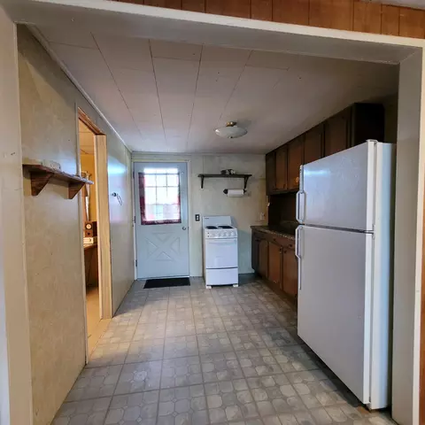 14084 Lake Shore Dr, Hudson, MI 49247 photo 7