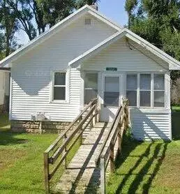 2208 Crest Avenue Ave, Jackson, MI 49203