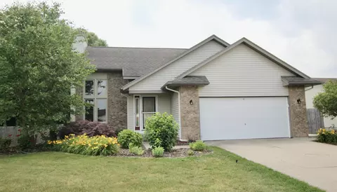 3346 40th St SW, Grandville, MI 49418