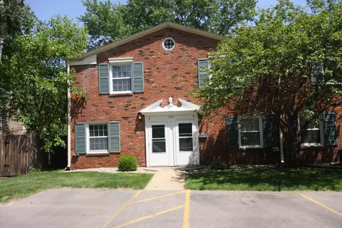 705 Garland Cir #A, Kalamazoo, MI 49008