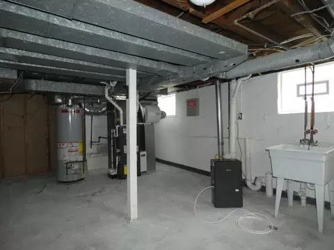 237 Harrison Ave, Trenton, MI 48183 photo 49