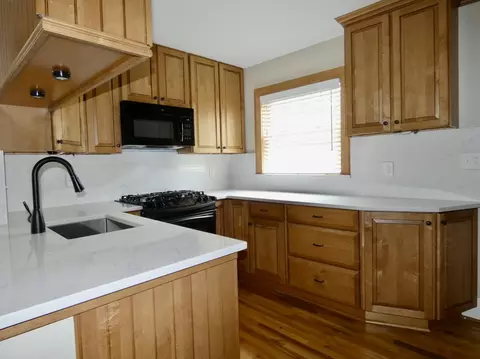 237 Harrison Ave, Trenton, MI 48183 photo 24