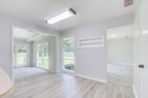 2912 Horton Rd, Jackson, MI 49203 photo 11