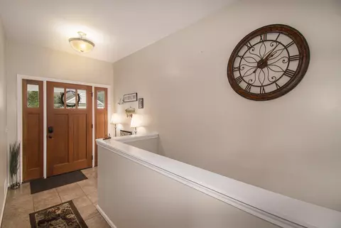 804 E Barrington Cir, Jackson, MI 49203 photo 12