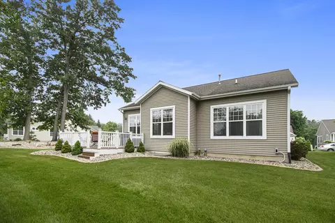 804 E Barrington Cir, Jackson, MI 49203 photo 33