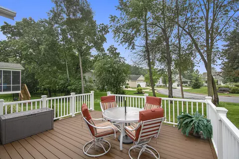 804 E Barrington Cir, Jackson, MI 49203 photo 22