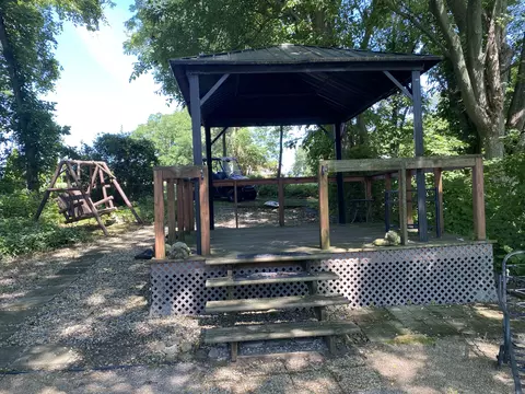 365 Locust St, Constantine, MI 49042 photo 8