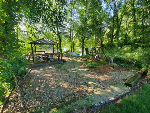365 Locust St, Constantine, MI 49042 photo 40