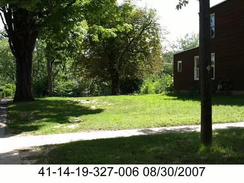 746 Clancy Ave NE, Grand Rapids, MI 49503