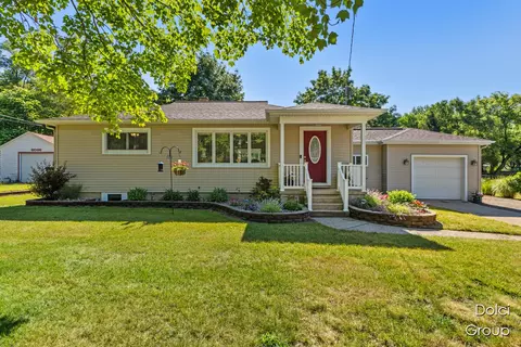 6060 Idaho Ave NE, Belmont, MI 49306