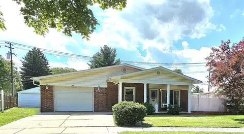 9060 Mason St, Taylor, MI 48180