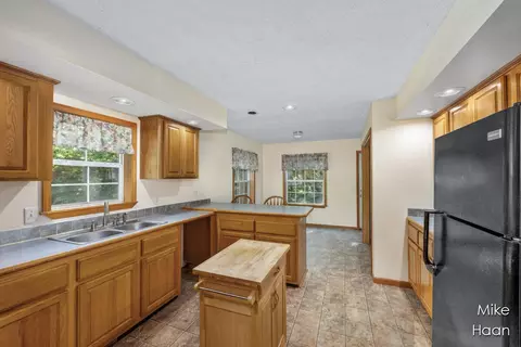 16842 White Rd, Bailey, MI 49303 photo 7