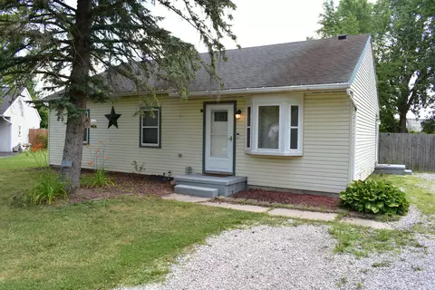 8660 Surfwood Dr, Monroe, MI 48162