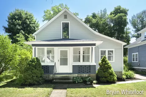 634 Harlan Ave NE, Grand Rapids, MI 49503