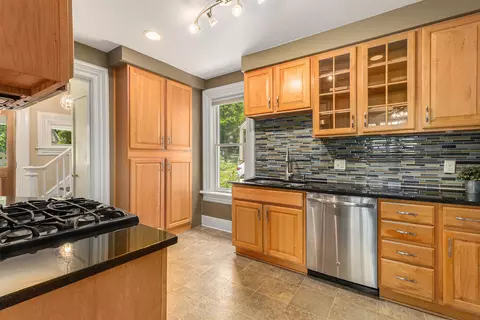 910 Bath St #`, Ann Arbor, MI 48103 photo 16