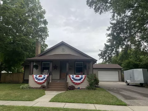 403 Union St, Plainwell, MI 49080 photo 2