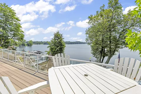 Exterior - 325 Highland Dr, Jackson, MI 49201 photo 11 of 19