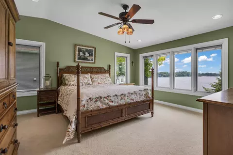 Bedroom - 325 Highland Dr, Jackson, MI 49201 photo 5 of 14