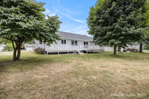 1415 6th St, Belding, MI 48809 photo 25