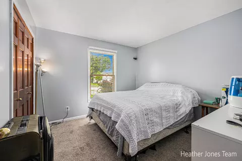 1415 6th St, Belding, MI 48809 photo 12