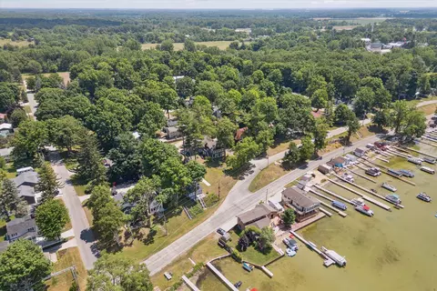 View/Area - 216 Sunset Blvd, Crystal, MI 48818 photo 9 of 22