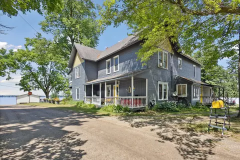 Exterior - 216 Sunset Blvd, Crystal, MI 48818 photo 2 of 11