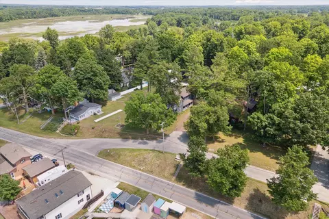 View/Area - 216 Sunset Blvd, Crystal, MI 48818 photo 4 of 22