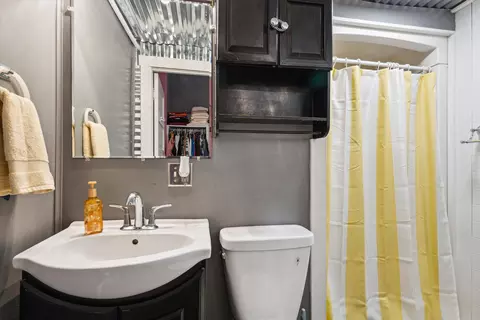 Bath - 216 Sunset Blvd, Crystal, MI 48818 photo 1 of 6