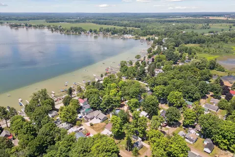 View/Area - 216 Sunset Blvd, Crystal, MI 48818 photo 12 of 22
