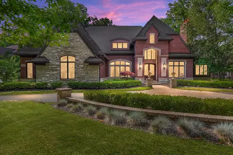 1891 Heron Ridge Dr, Bloomfield Hills, MI 48302
