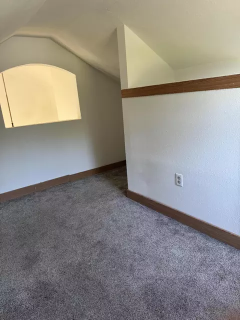 1049 Lowell Avenue Ave, Jackson, MI 49202 photo 9