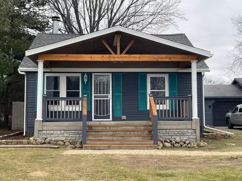 1049 Lowell Avenue Ave, Jackson, MI 49202 photo 2