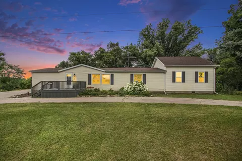 3988 Empire Ave, Benton Harbor, MI 49022