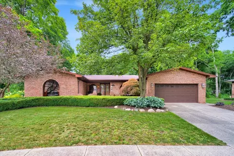 12802 Julie Ann Ct, Shelby Township, MI 48315