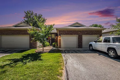 6934 Springtree Ln SW #6, Grand Rapids, MI 49548