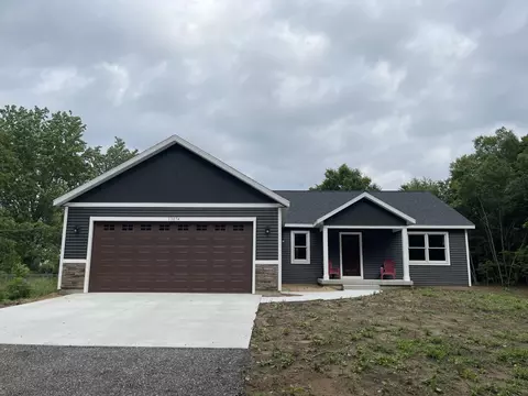 13874 144th Ave, Grand Haven, MI 49417