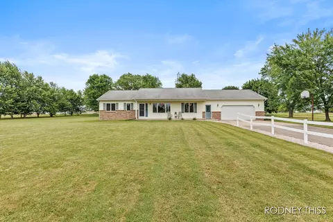 12924 8th Ave, Grand Rapids, MI 49544